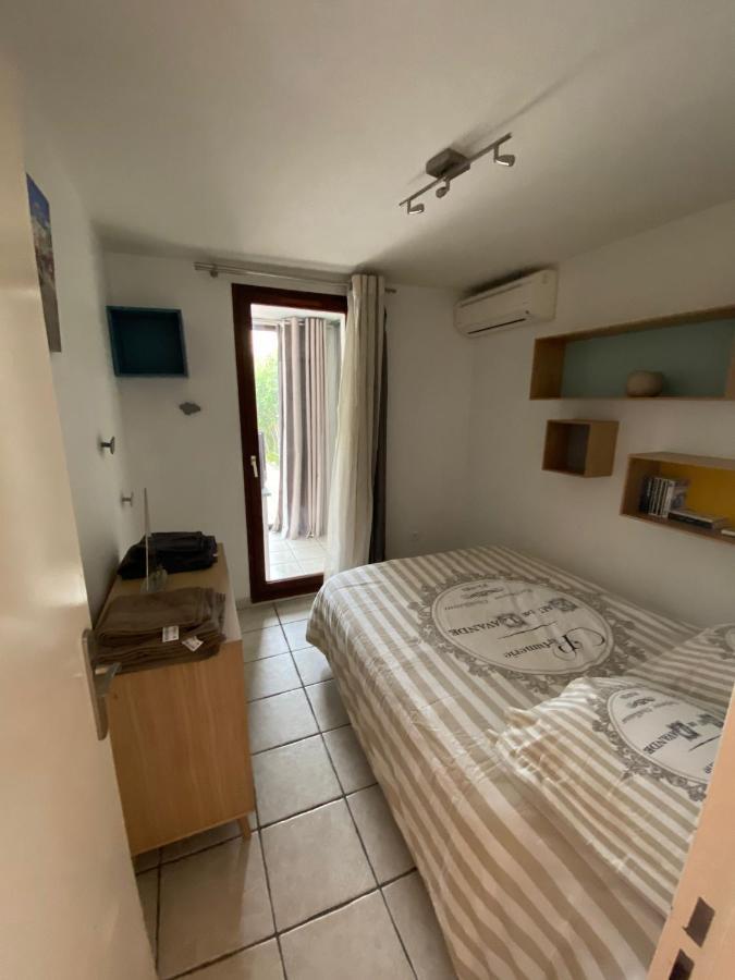 Logement Entier T2 Climatise, Parking Gratuit, Jardin, Plage A 2Min A Pied Sanary-sur-Mer Exterior photo
